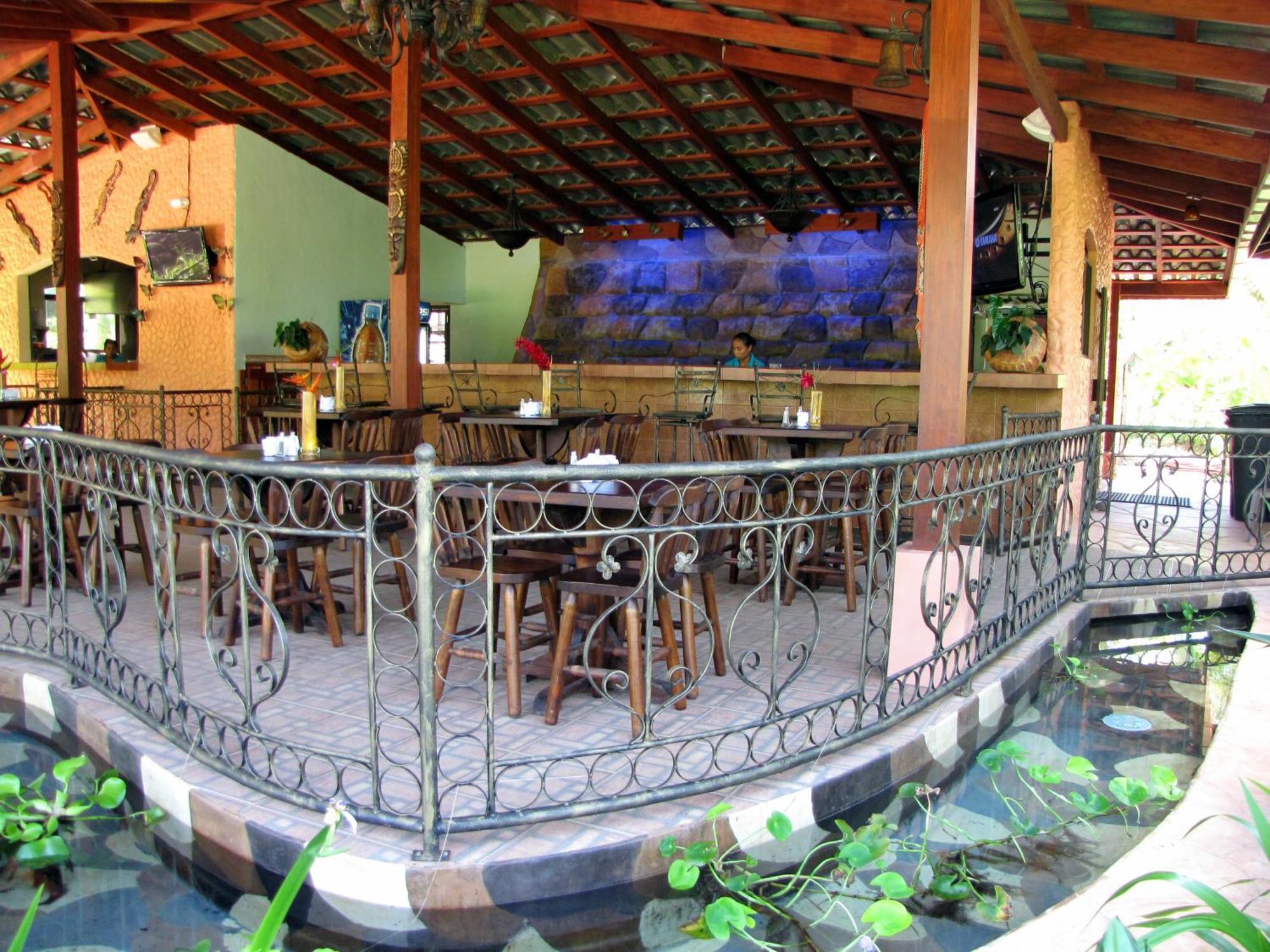 Blue River Resort & Hot Springs Liberia Εστιατόριο φωτογραφία